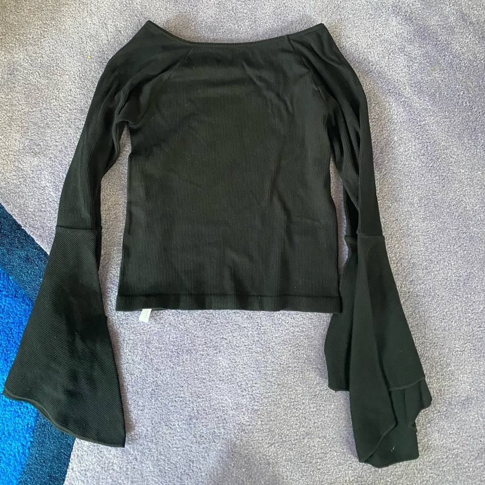 Suzette Collection Ribbed Bell Sleeve Blouse